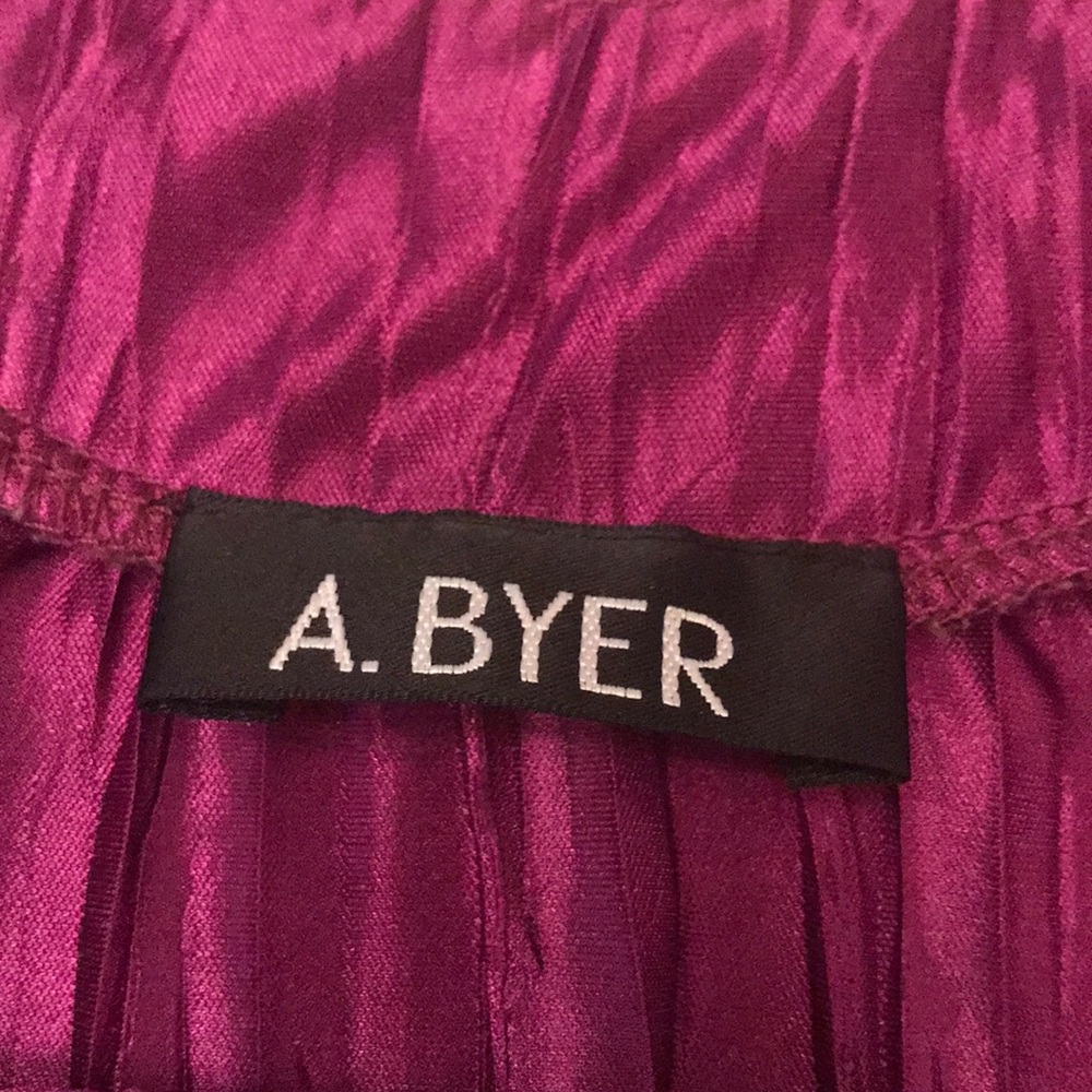 Merlot Tank Top - Picture 3 of 5